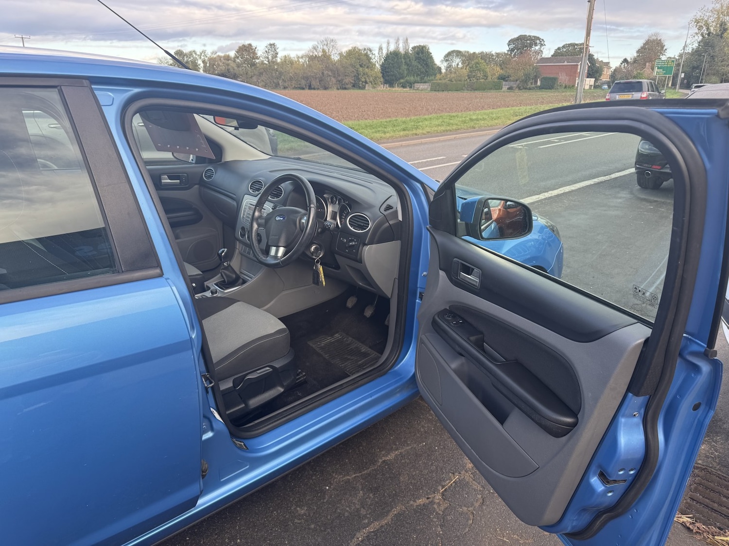 Used Ford Focus 2009 for sale - 76387351: Photo 7