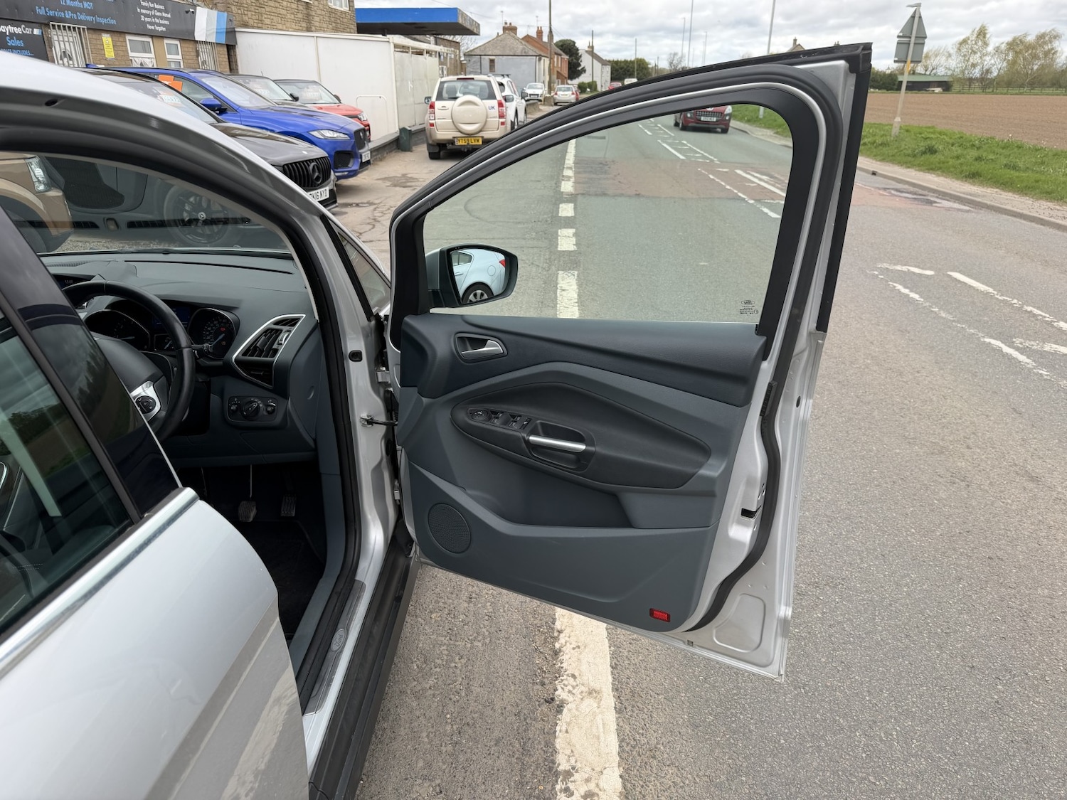 Used Ford C-Max 2014 for sale - 78125086: Photo 3