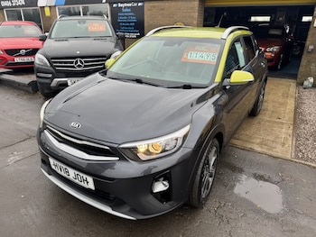 Used Kia Stonic 2018 for sale - 76712365: Photo