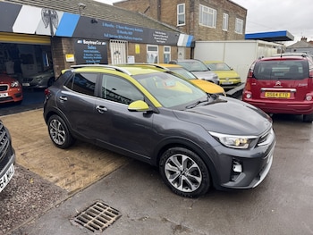 Used Kia Stonic 2018 for sale - 76712365: Photo