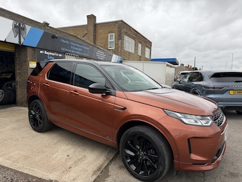 Used Land Rover Discovery Sport 2021 for sale - 78285390: Photo