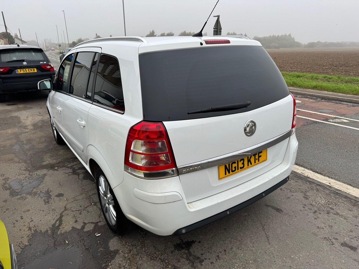 Used Vauxhall Zafira 2013 for sale - 76142489: Photo 8