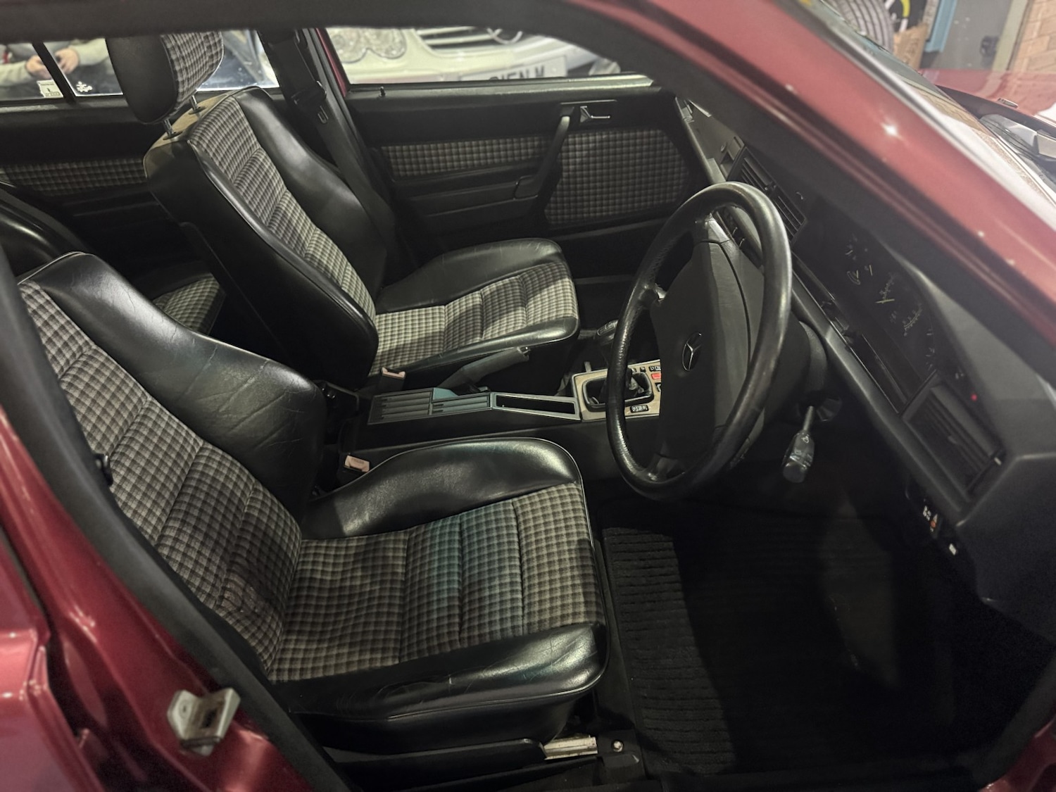 Used Mercedes-Benz 190 1990 for sale - 77342593: Photo 27