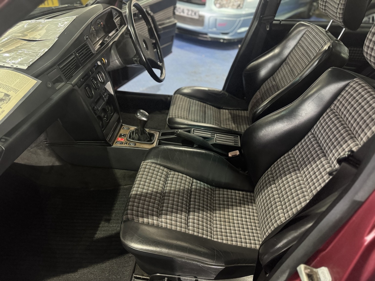 Used Mercedes-Benz 190 1990 for sale - 77342593: Photo 32