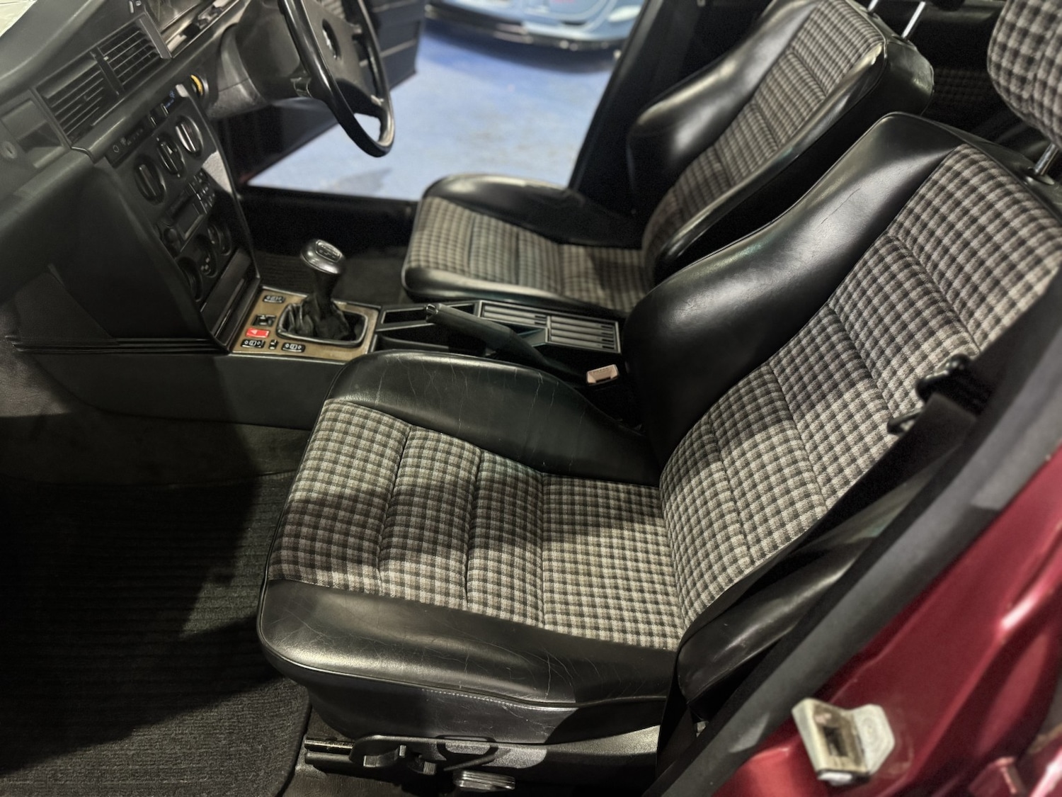 Used Mercedes-Benz 190 1990 for sale - 77342593: Photo 33