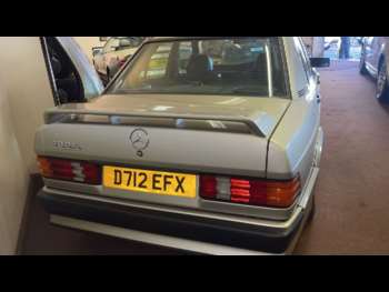 Used Mercedes-Benz 190 1986 for sale - 64757426: Photo