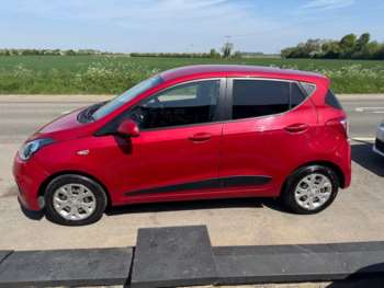 Used Hyundai i10 2016 for sale - 74530634: Photo
