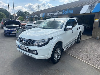 Mitsubishi - L200