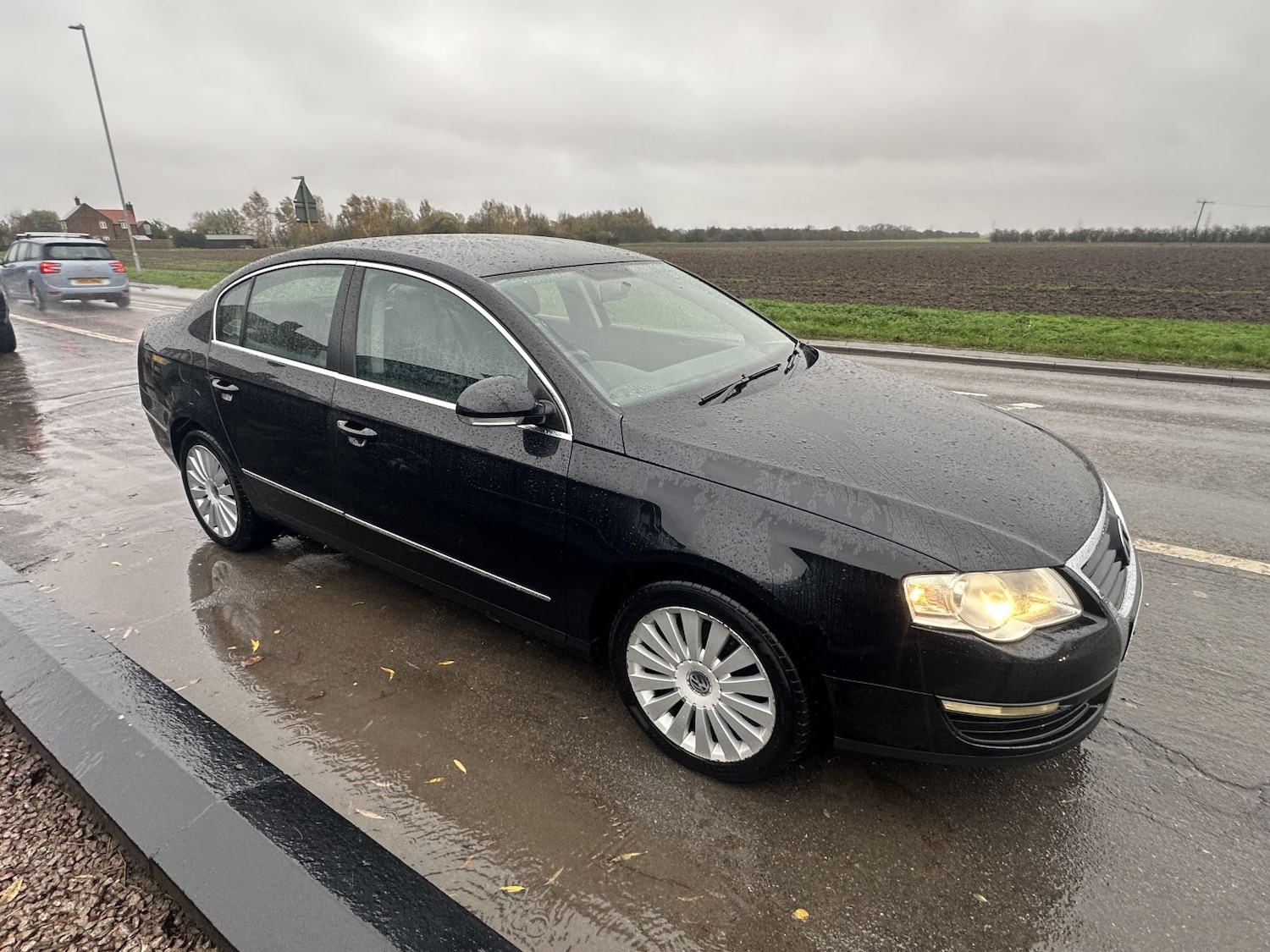 Used Volkswagen Passat 2009 for sale - 76576945: Photo 10