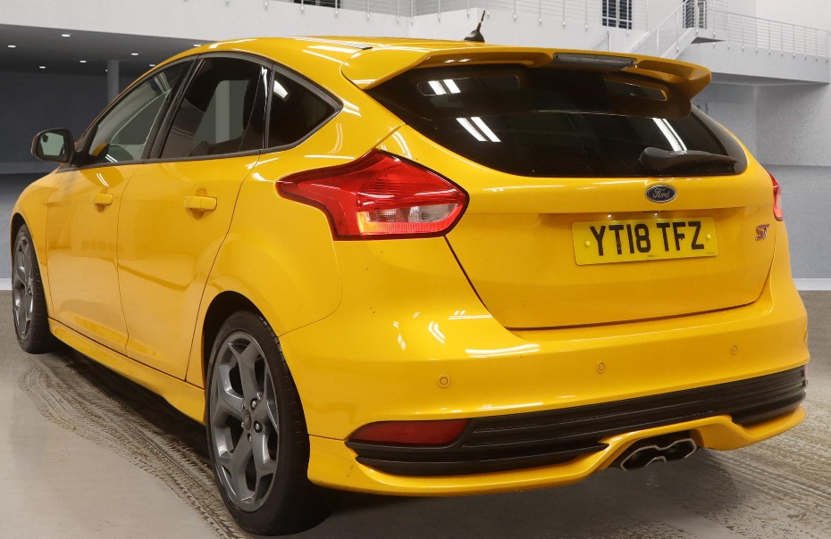 Used Ford Focus 2018 for sale - 76631526: Photo 3