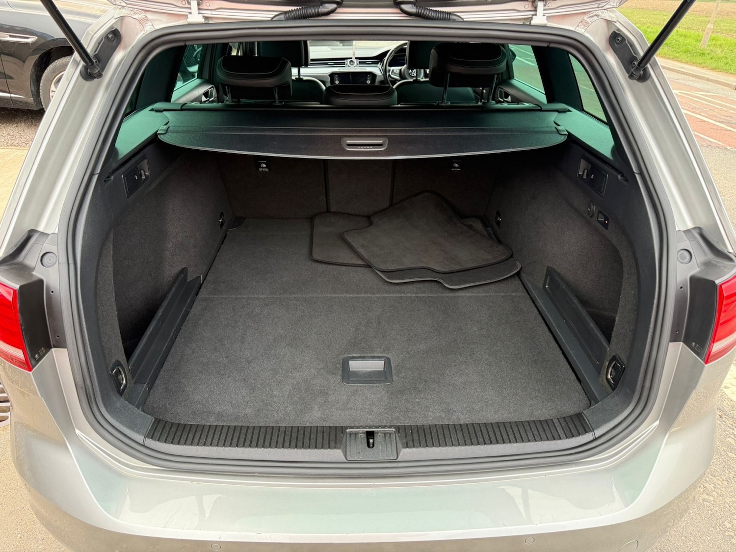 Used Volkswagen Passat 2016 for sale - 77749936: Photo 8