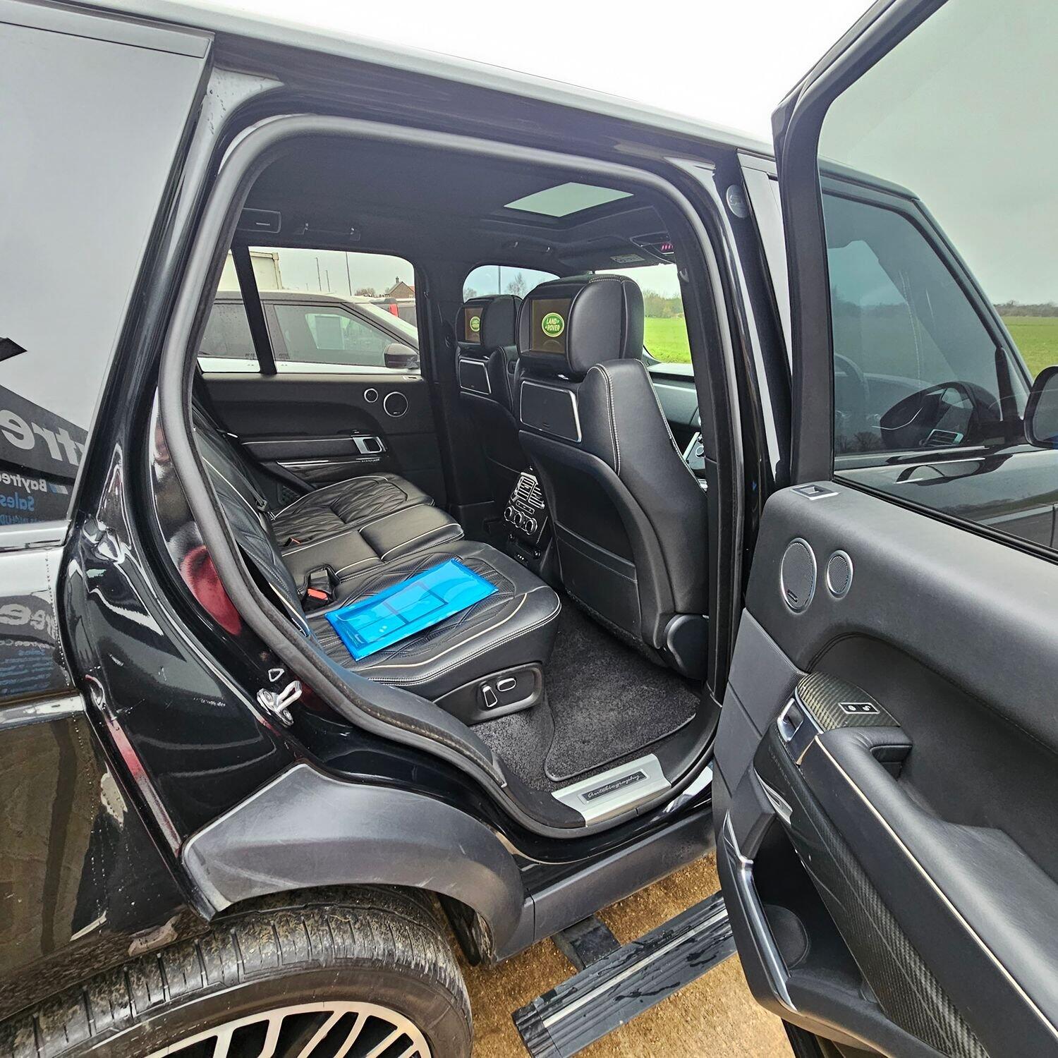 Vehicle 33