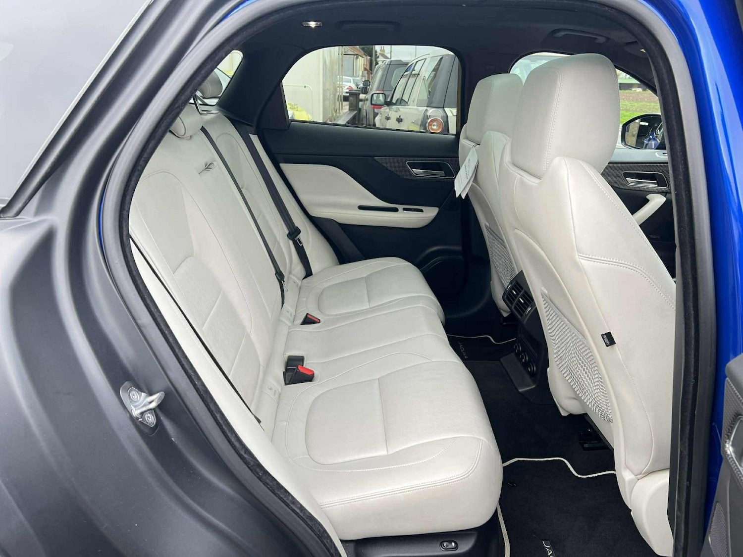 Used Jaguar F-Pace 2016 for sale - 76605813: Photo 17