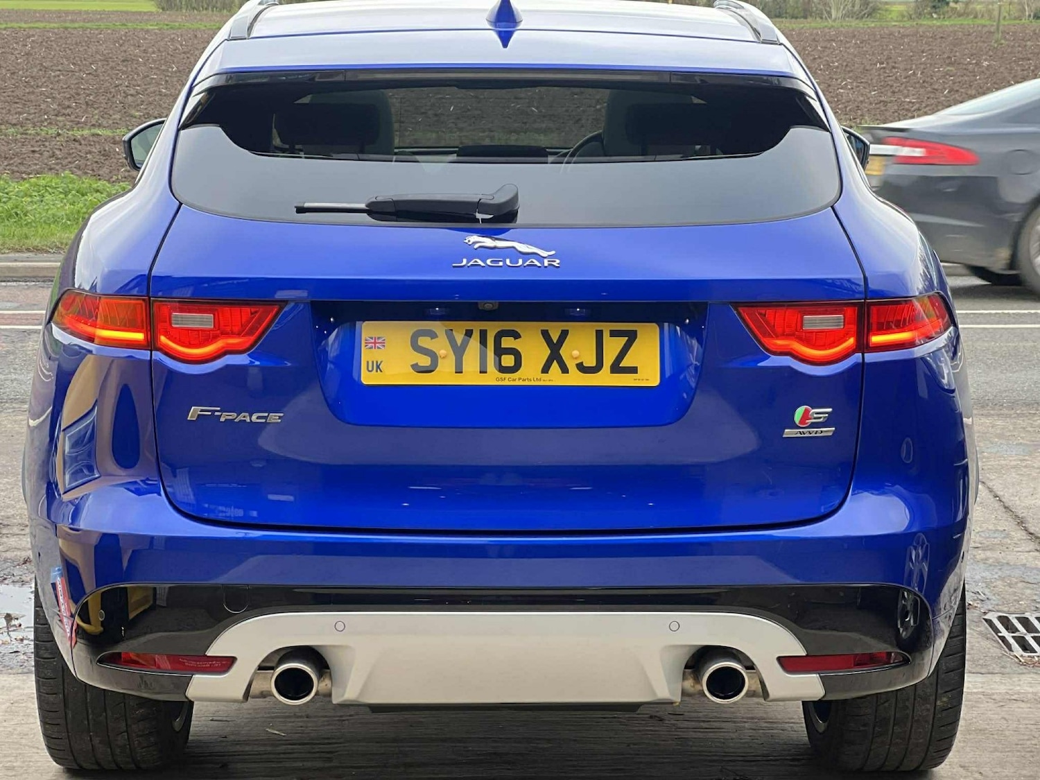 Used Jaguar F-Pace 2016 for sale - 76605813: Photo 9