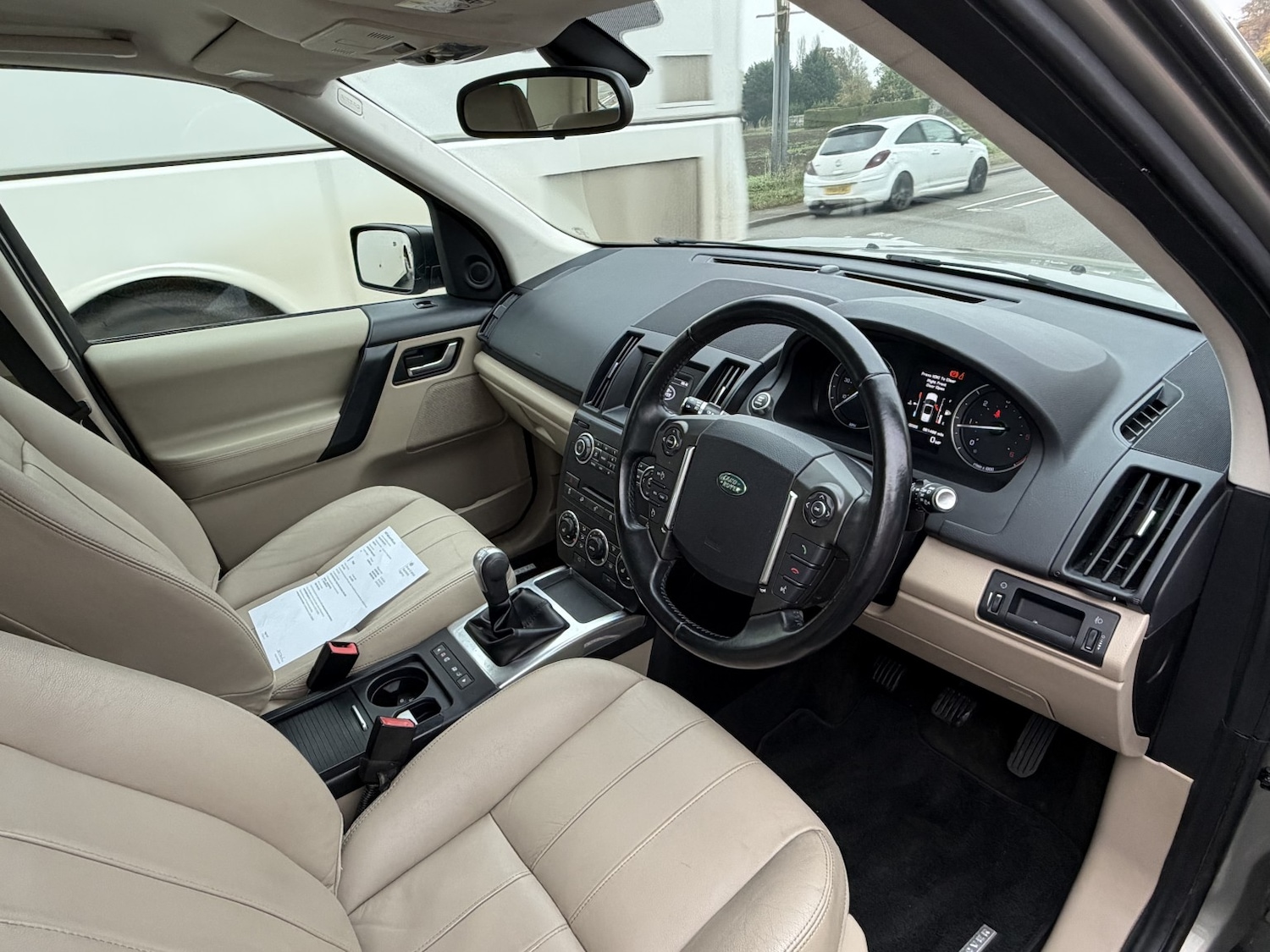 Used Land Rover Freelander 2 2013 for sale - 76504690: Photo 17