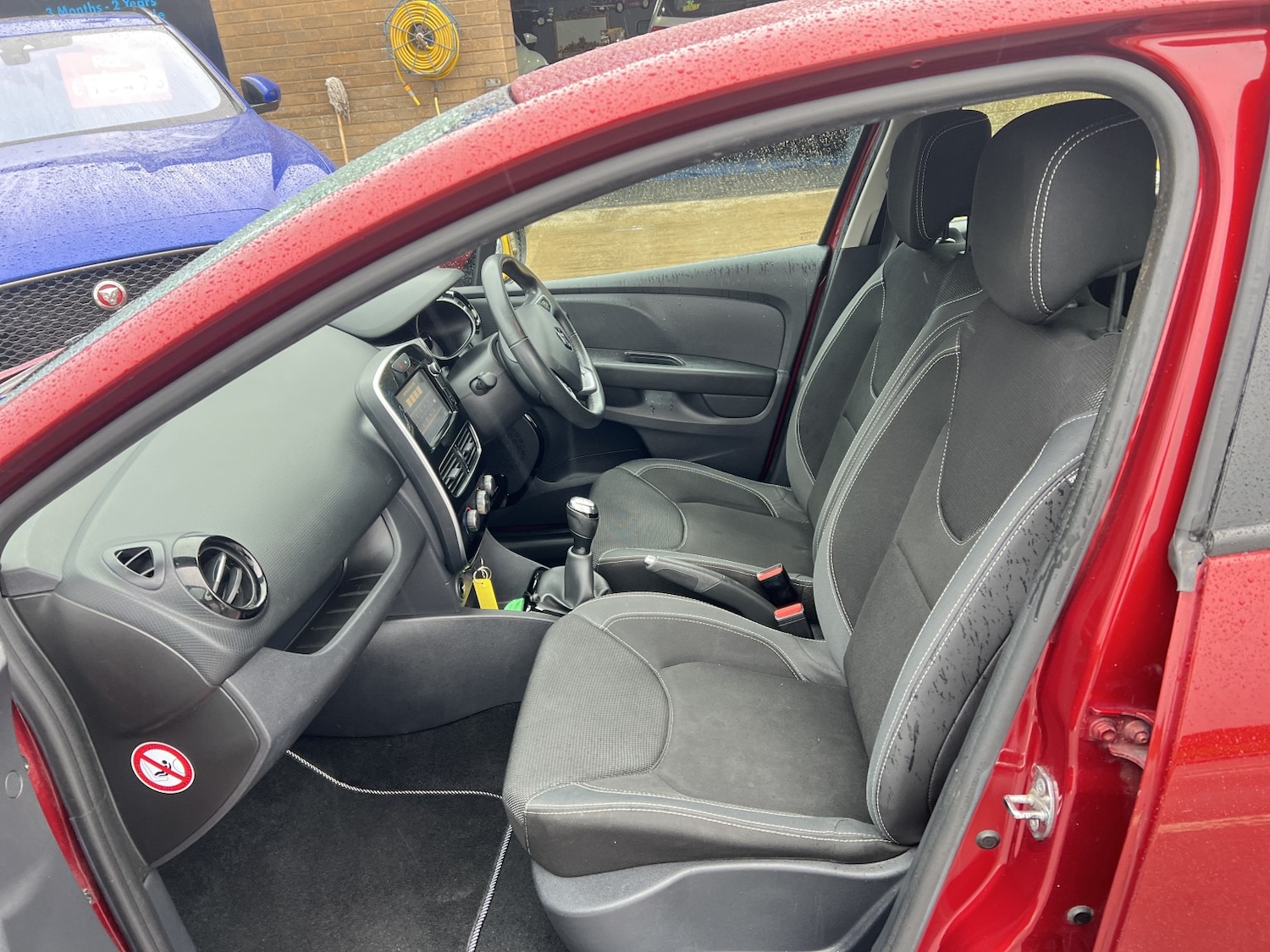 Used Renault Clio 2016 for sale - 76649805: Photo 14