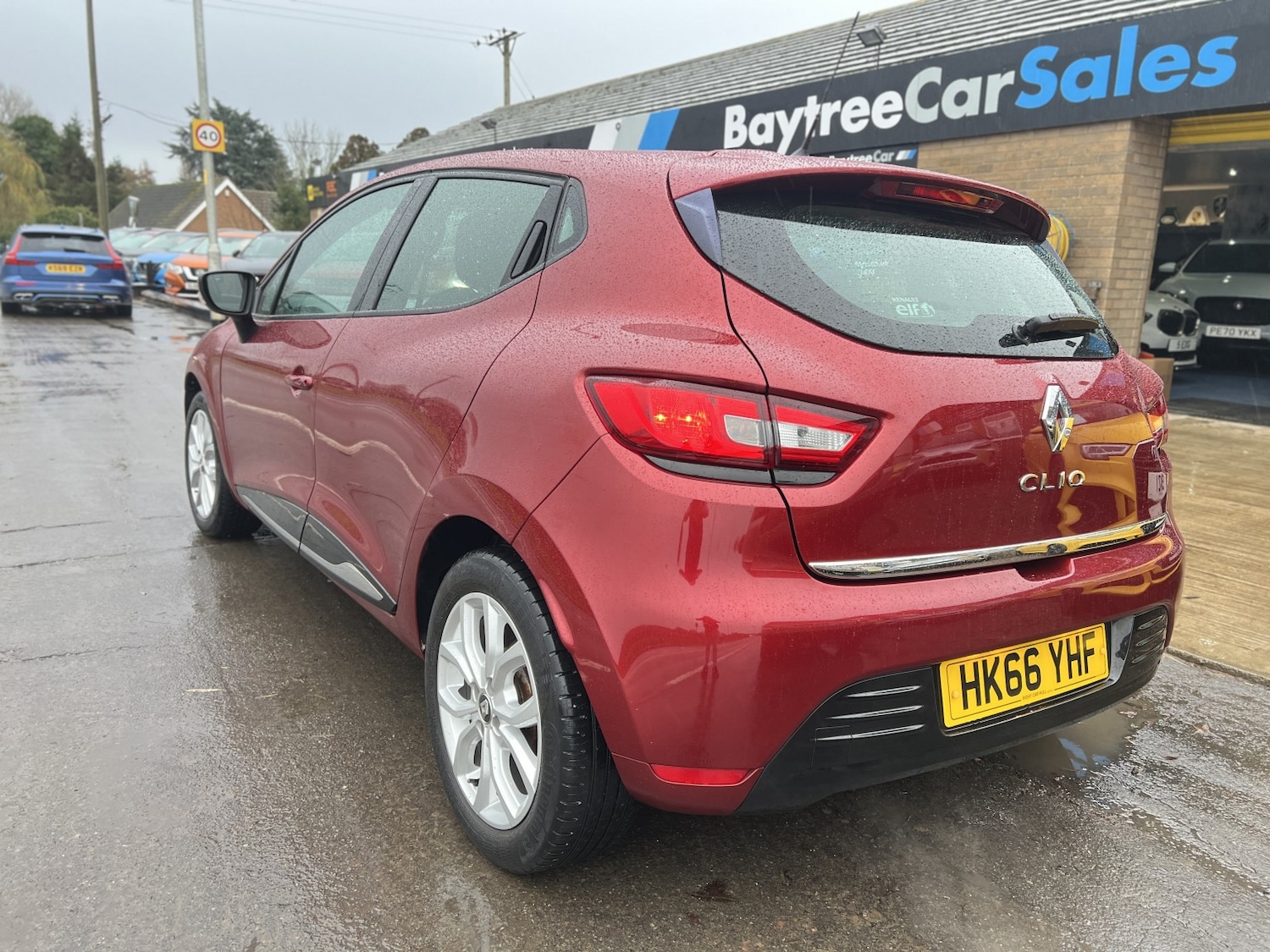 Used Renault Clio 2016 for sale - 76649805: Photo 5