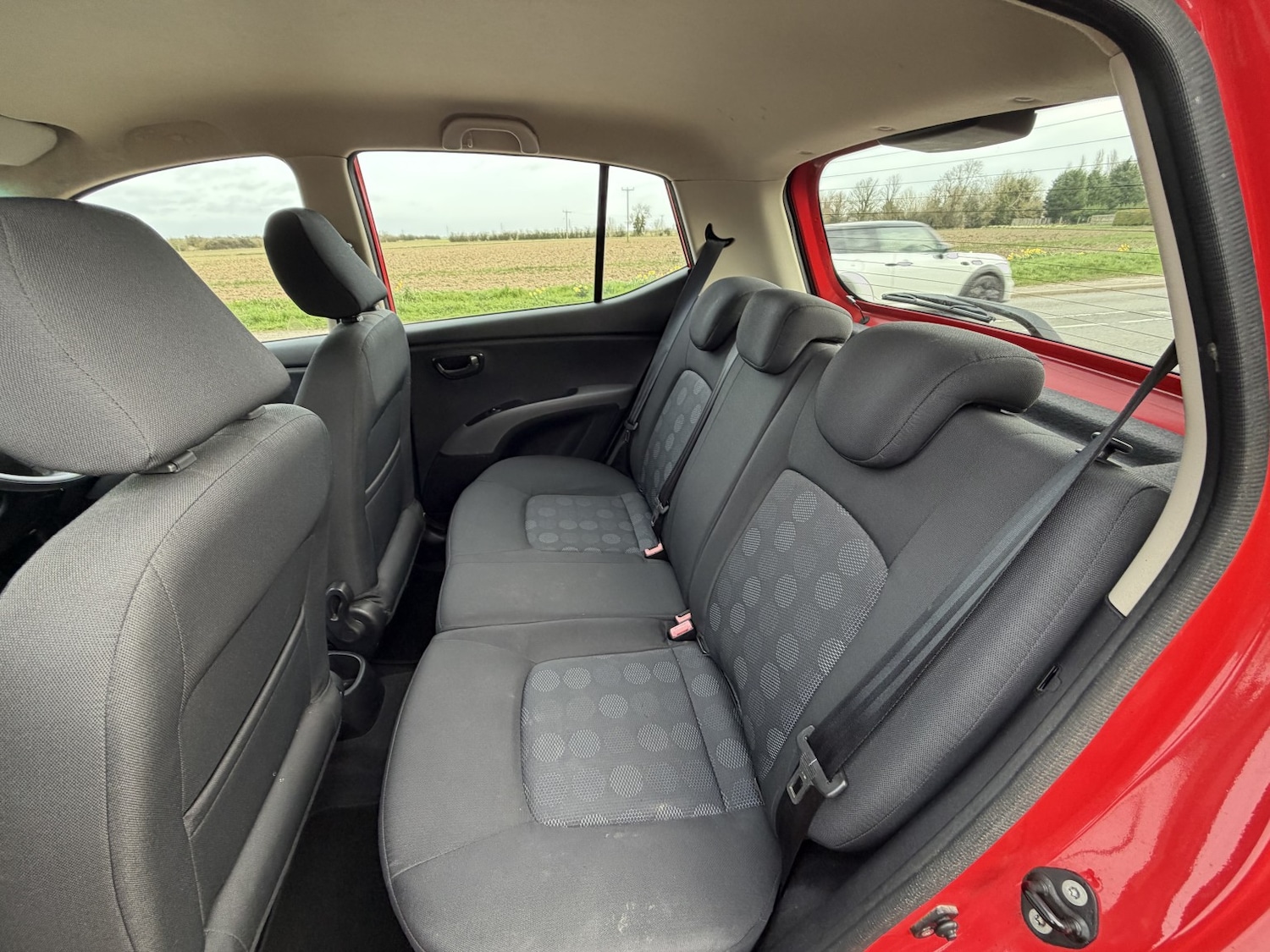 Used Hyundai i10 2010 for sale - 77844929: Photo 11