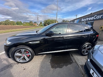 Used Jaguar F-Pace 2016 for sale - 79115573: Photo