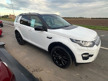 Used Land Rover Discovery Sport 2015 for sale - 76082684: Photo 4