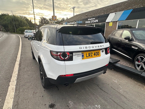 Used Land Rover Discovery Sport 2015 for sale - 76082684: Photo 9