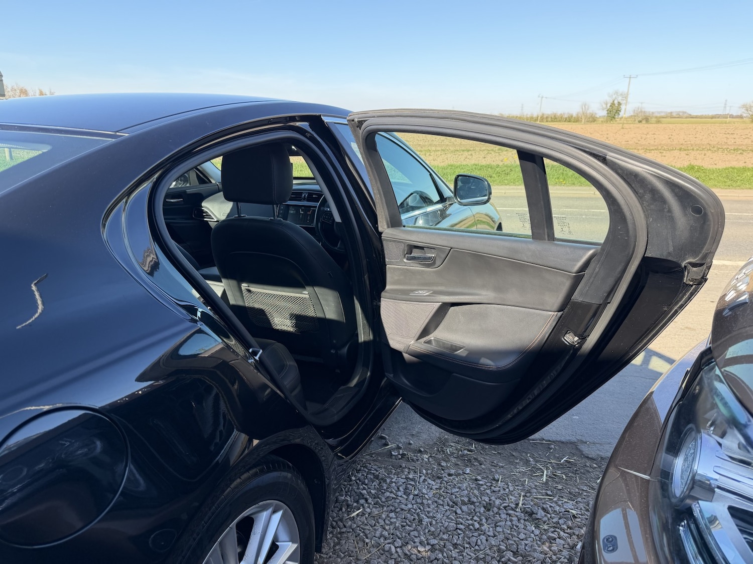 Used Jaguar XE 2016 for sale - 77938058: Photo 10