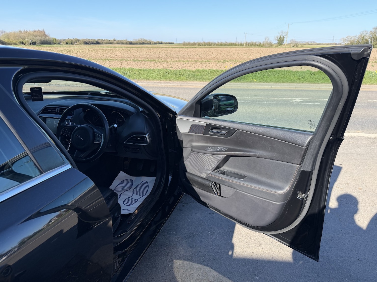 Used Jaguar XE 2016 for sale - 77938058: Photo 12