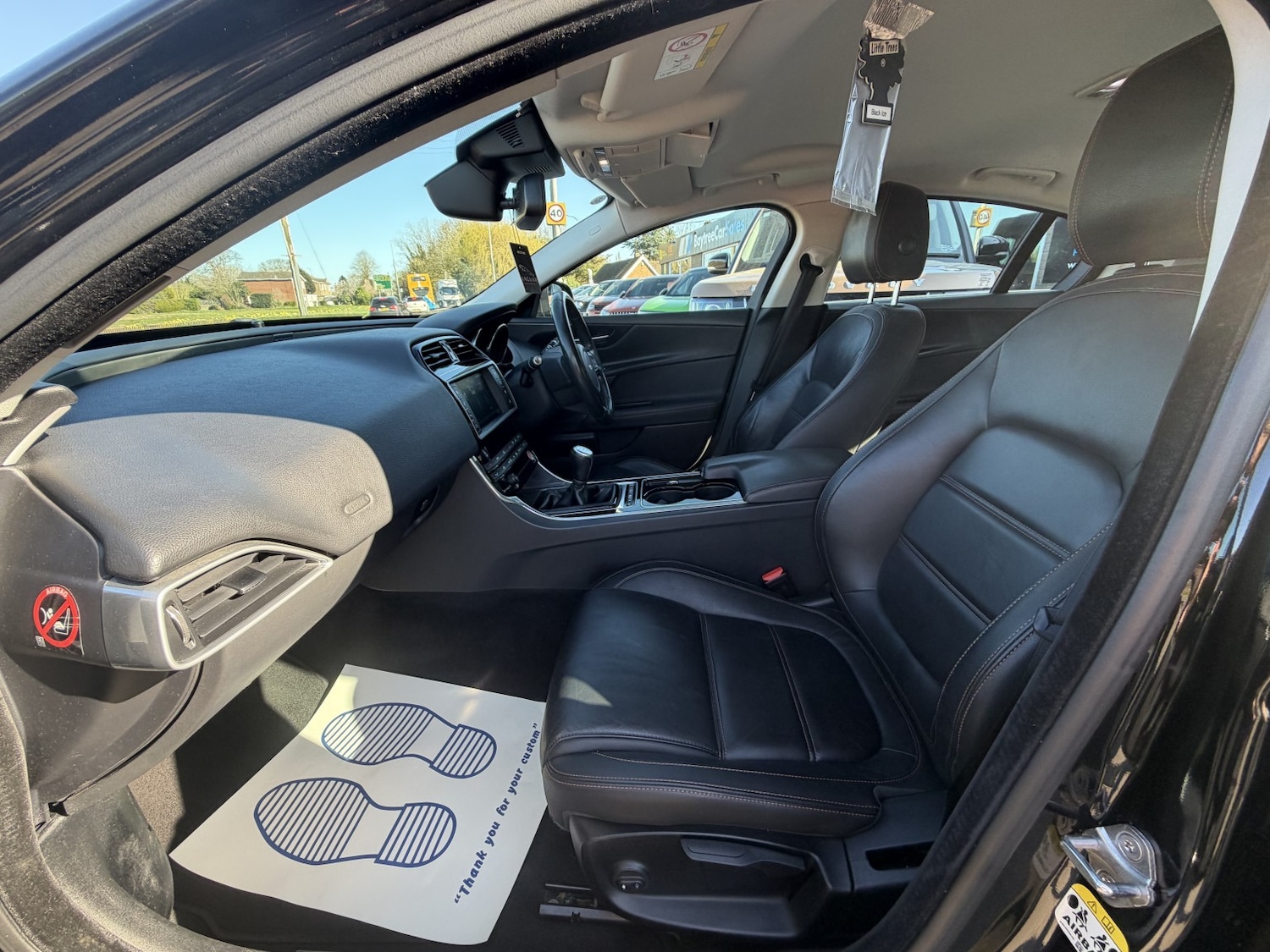 Used Jaguar XE 2016 for sale - 77938058: Photo 16