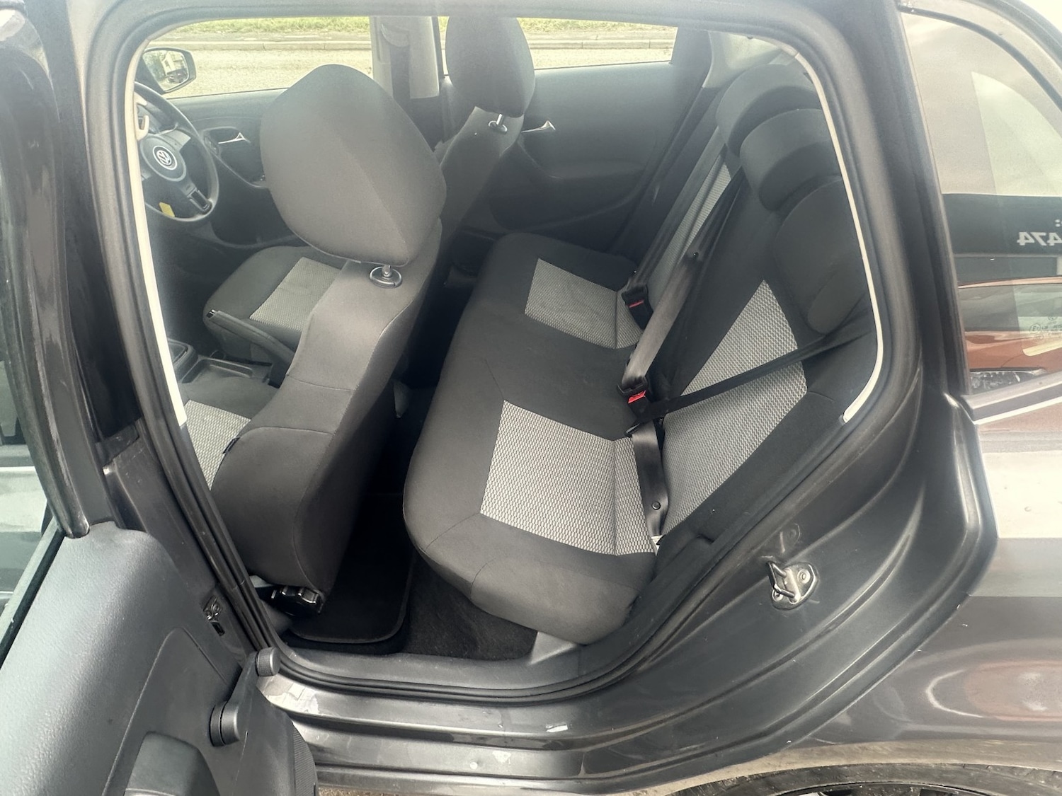 Used Volkswagen Polo 2011 for sale - 76334808: Photo 17