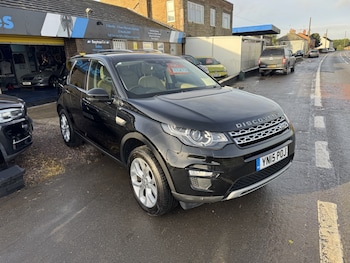 Used Land Rover Discovery Sport 2015 for sale - 76769683: Photo