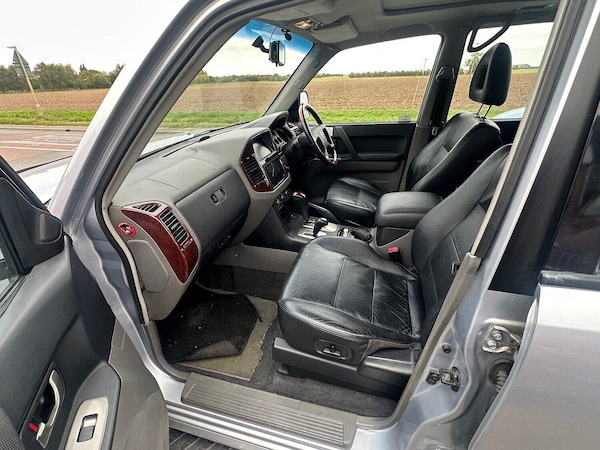 Used Mitsubishi Shogun 2006 for sale - 76225220: Photo 14