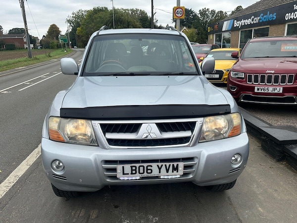 Used Mitsubishi Shogun 2006 for sale - 76225220: Photo 2