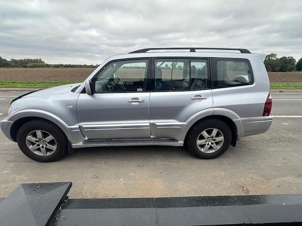 Used Mitsubishi Shogun 2006 for sale - 76225220: Photo 4