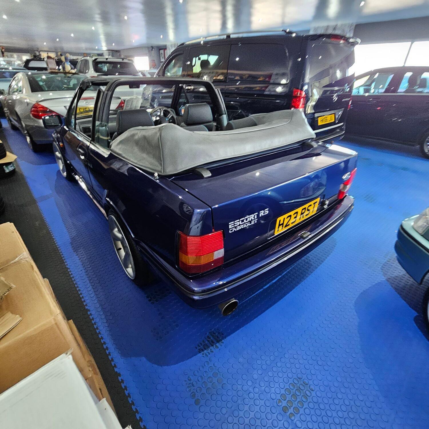 Used Ford Escort 1990 for sale - 76793222: Photo 9