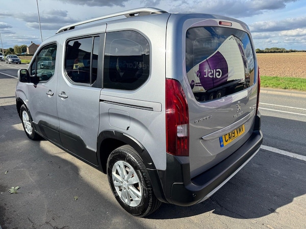 Used Peugeot Rifter 2019 for sale - 76107272: Photo 17
