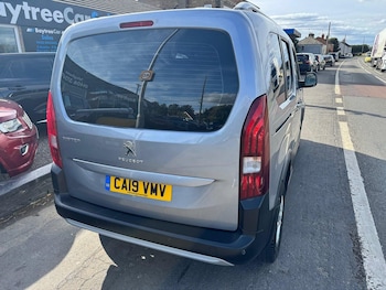 Used Peugeot Rifter 2019 for sale - 76107272: Photo 2