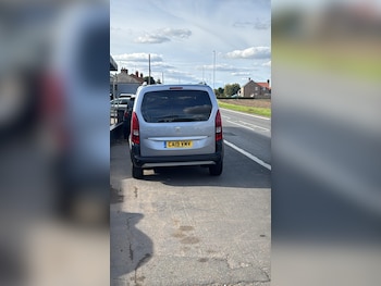 Used Peugeot Rifter 2019 for sale - 76107272: Photo 3