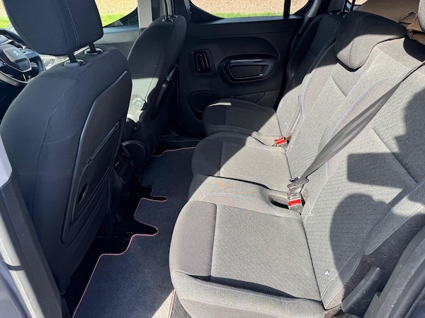 Used Peugeot Rifter 2019 for sale - 76107272: Photo 8