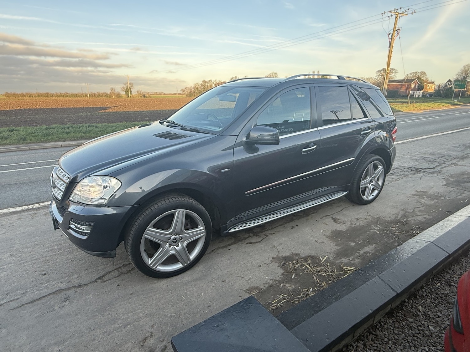 Used Mercedes-Benz M Class 2010 for sale - 76911061: Photo 10