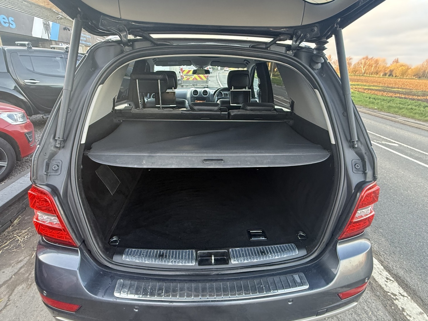 Used Mercedes-Benz M Class 2010 for sale - 76911061: Photo 20