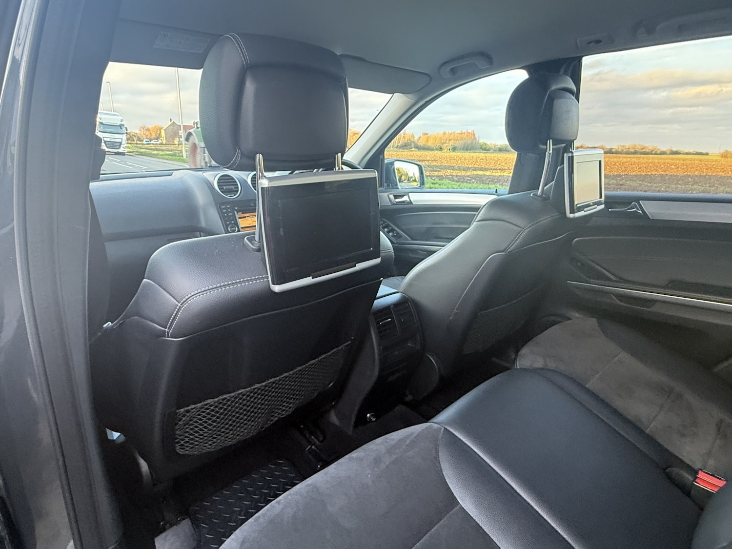 Used Mercedes-Benz M Class 2010 for sale - 76911061: Photo 22