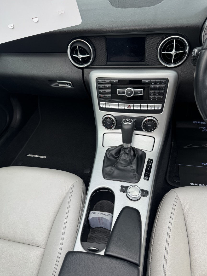 Used Mercedes-Benz SLK 2014 for sale - 76521100: Photo 12