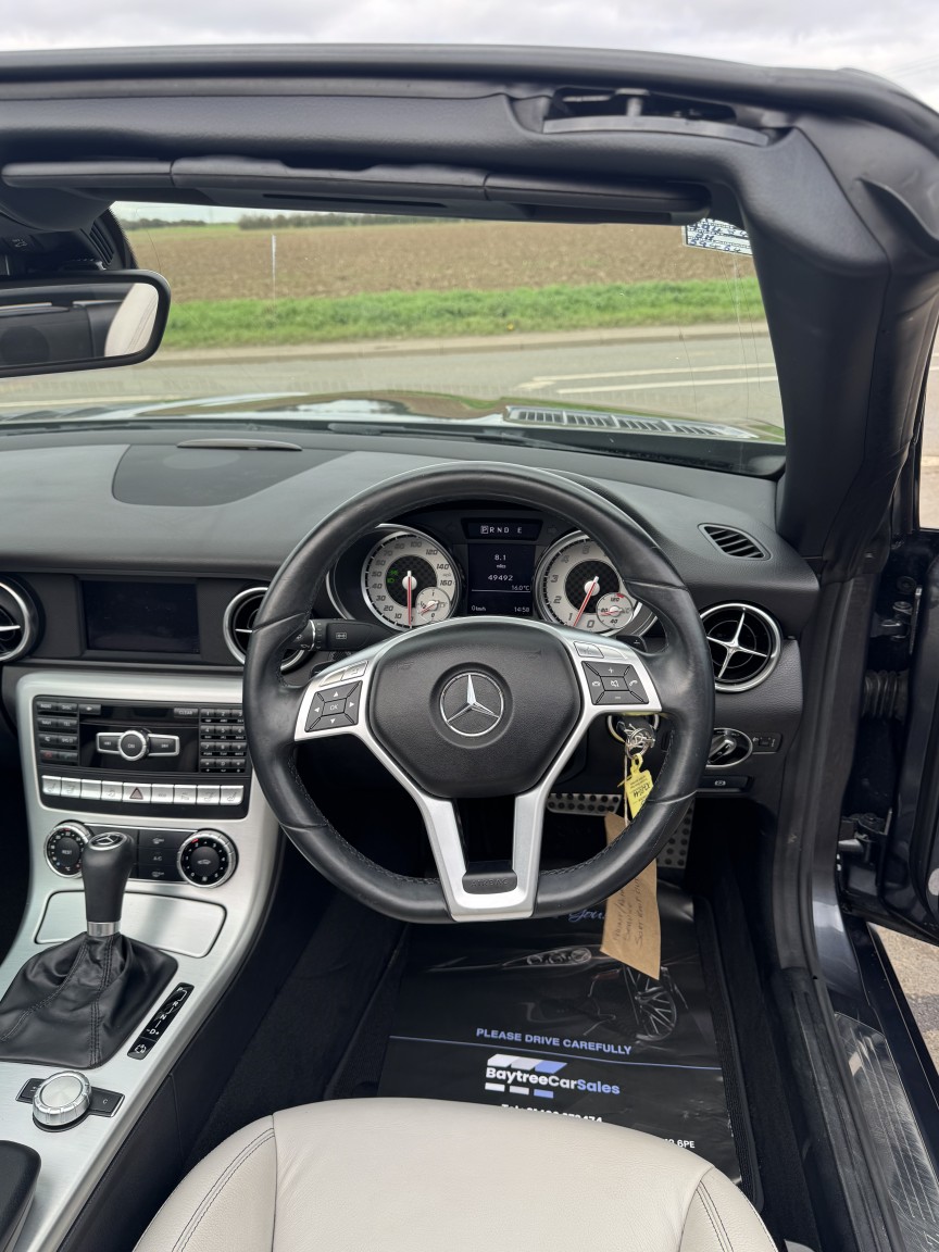 Used Mercedes-Benz SLK 2014 for sale - 76521100: Photo 14