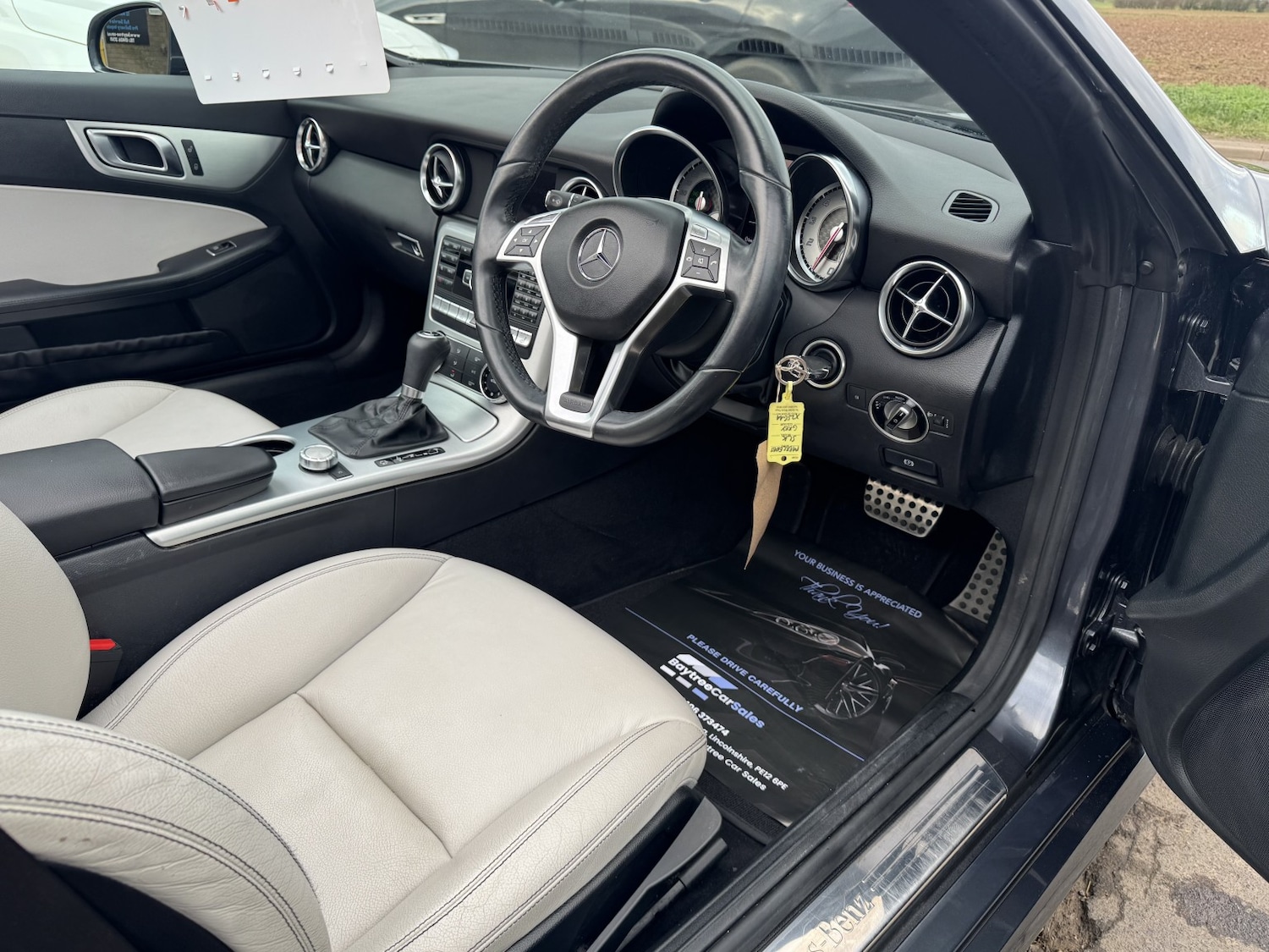 Used Mercedes-Benz SLK 2014 for sale - 76521100: Photo 15