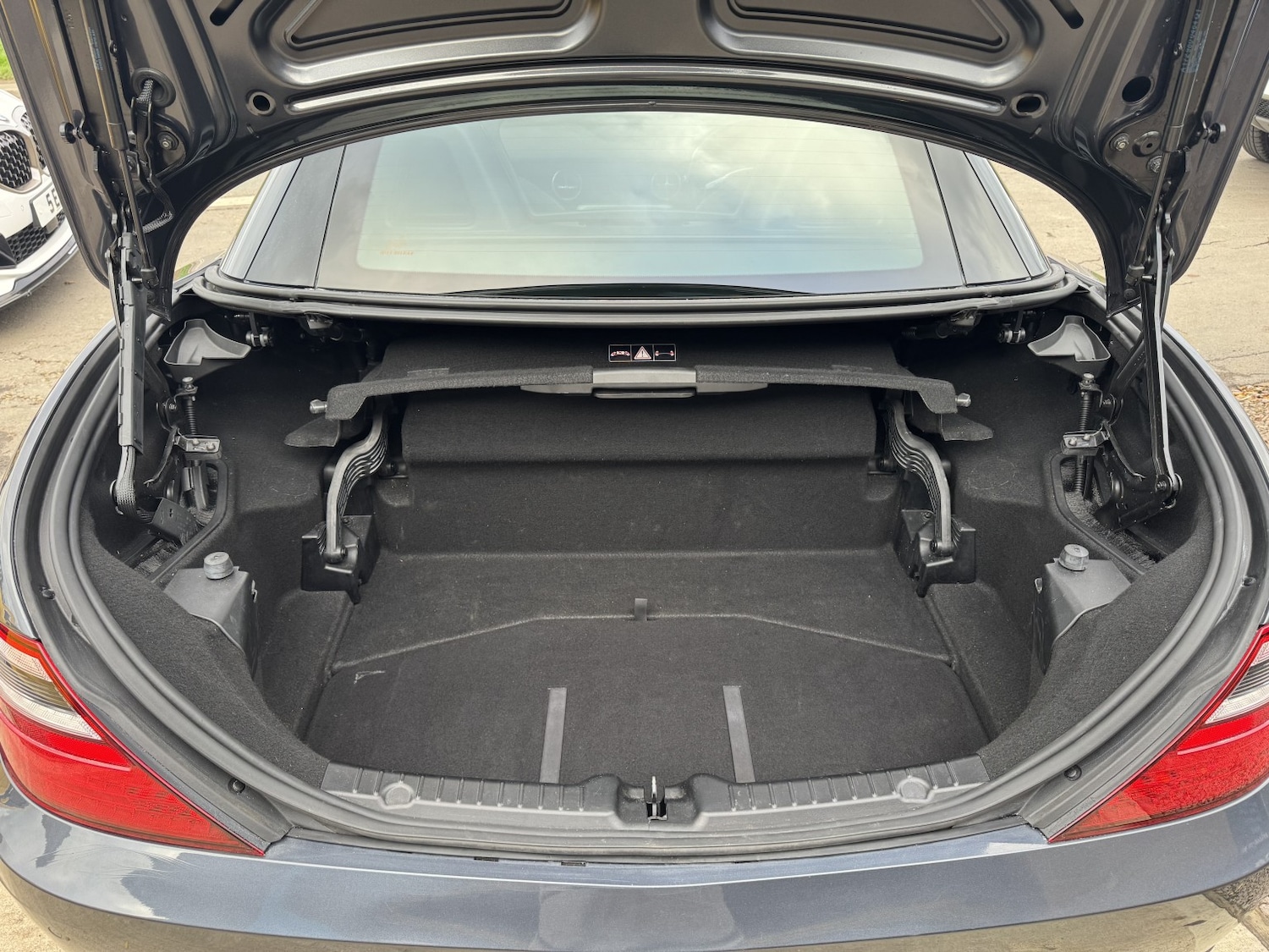 Used Mercedes-Benz SLK 2014 for sale - 76521100: Photo 22