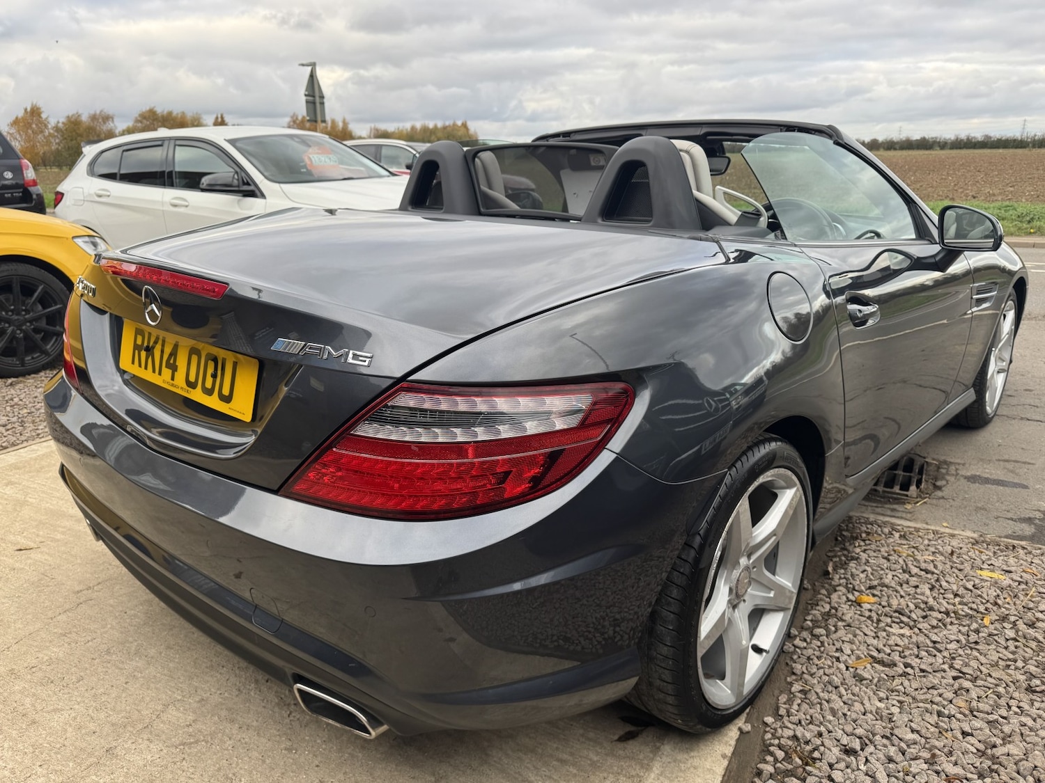 Used Mercedes-Benz SLK 2014 for sale - 76521100: Photo 8