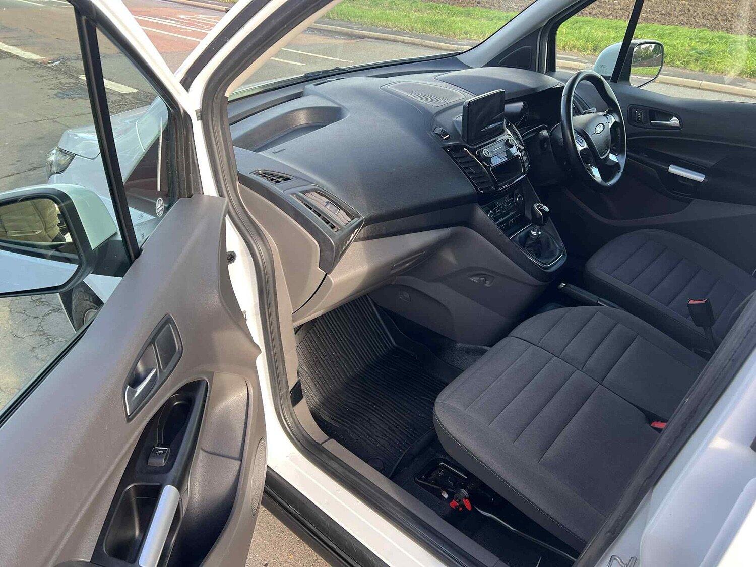 Used Ford Transit Connect 2018 for sale - 76149354: Photo 12