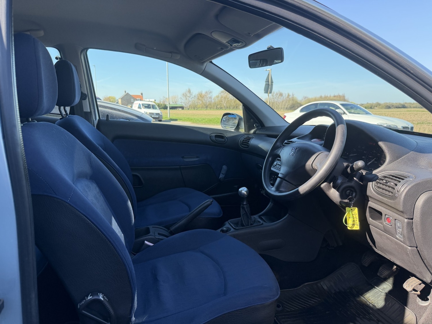 Used Peugeot 206 2002 for sale - 77938172: Photo 15