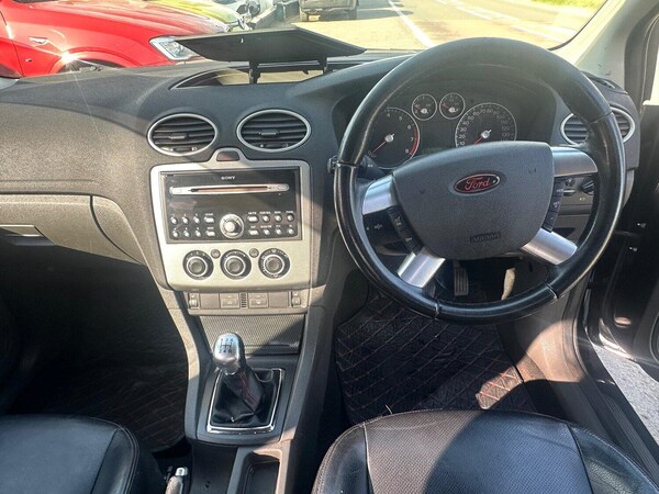 Used Ford Focus 2005 for sale - 76225198: Photo 10