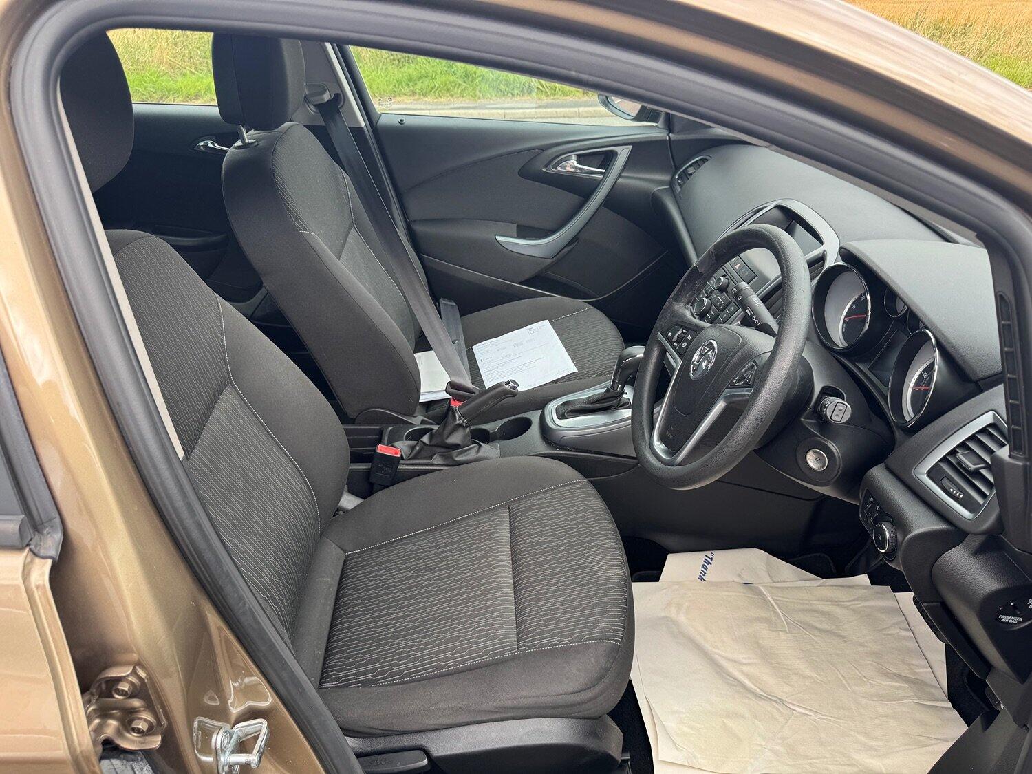 Used Vauxhall Astra 2014 for sale - 75779376: Photo 7